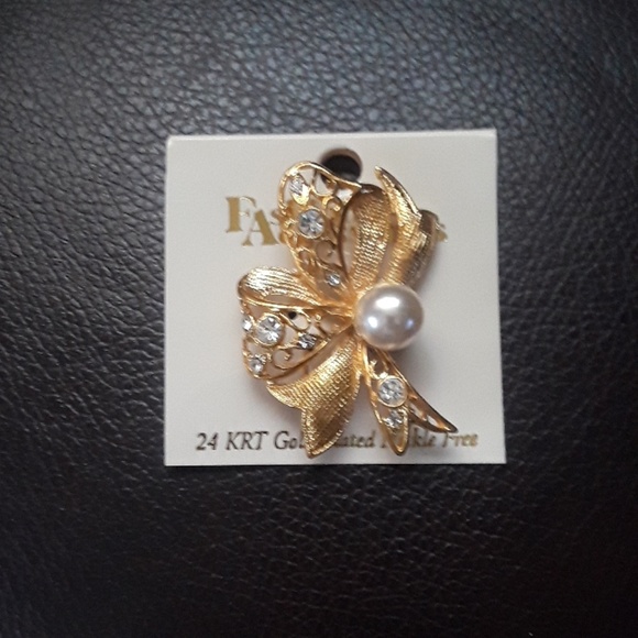 Fashion Vintage Brooches Set 3 - Picture 4 of 5